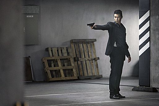 Человек из ниоткуда / Ajeossi (2010)