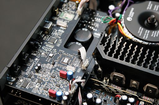 Интегральный усилитель с ЦАП Cambridge Audio CXA81