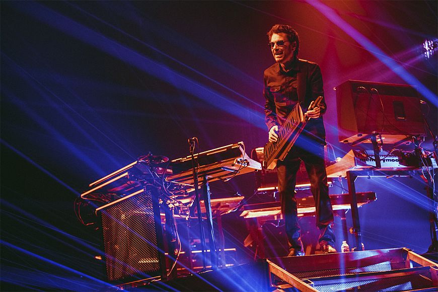 Подарок к Новому году от Жан-Мишеля Жарра