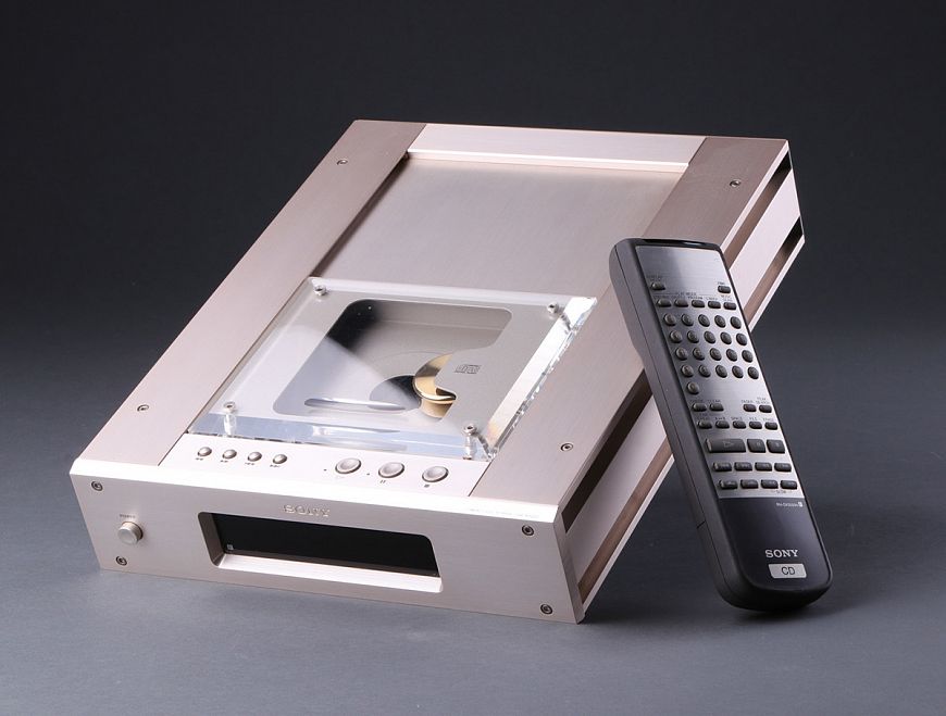 Sony – самые известные катушечные и кассетные магнитофоны, а также другие витражные аппараты и колонки фирмы