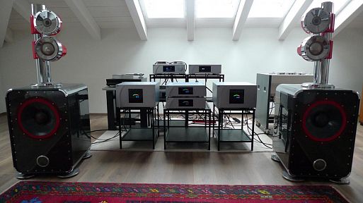 Montagna Loudspeakers