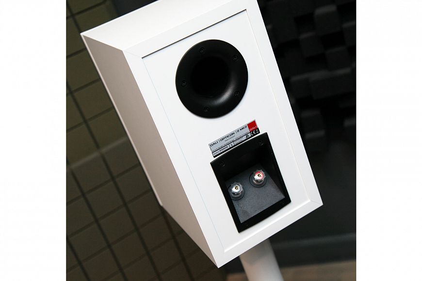 Полочные акустические системы DALI Opticon 2 mk2