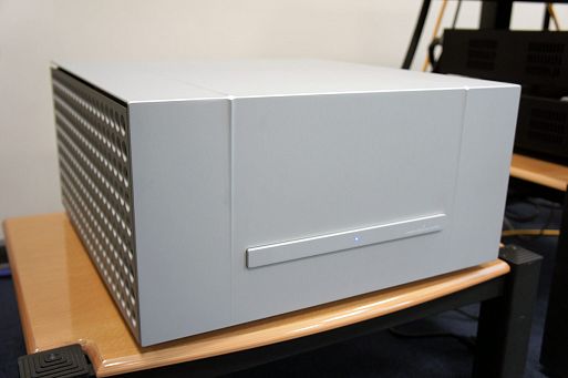 Монофонический усилитель мощности Constellation Audio Inspiration Mono 1.0