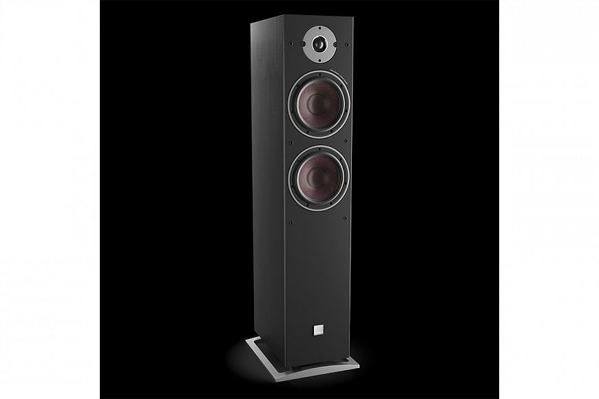 DALI Oberon 7 C — старшая беспроводная модель в серии активной акустики Oberon C