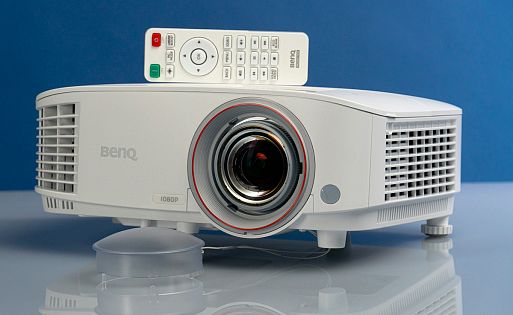 Full HD DLP-проектор BenQ TH671ST