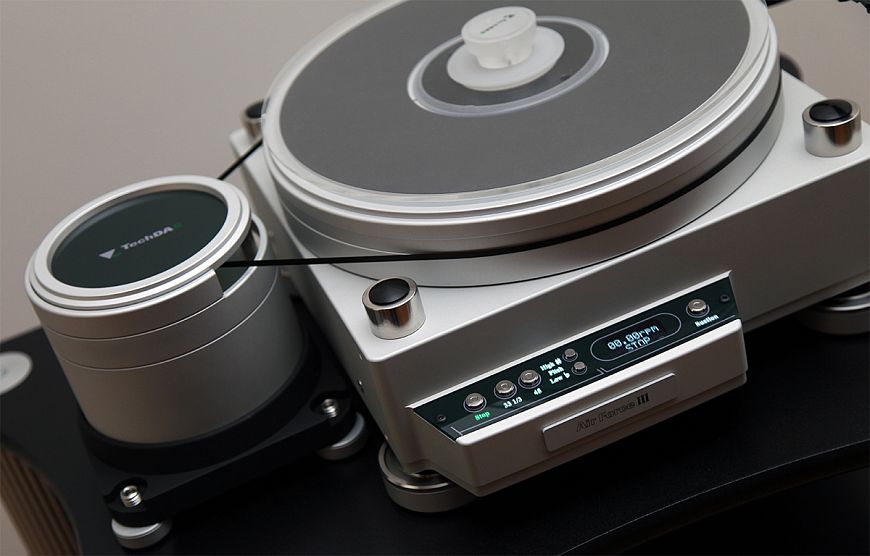 Проигрыватель виниловых дисков TechDas AirForce III