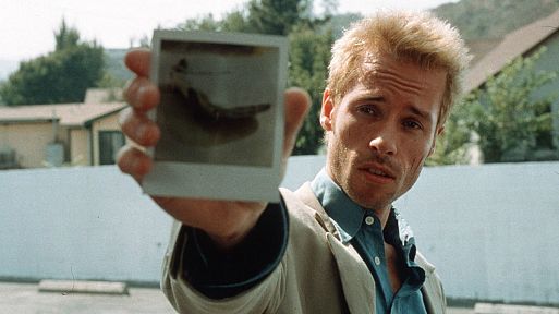 Помни / Memento (2000)