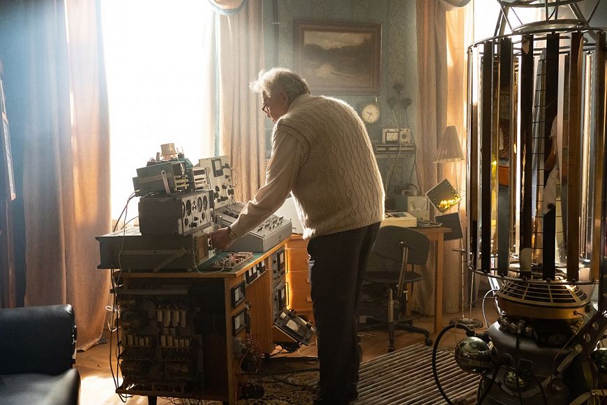 Гости из прошлого (2020)