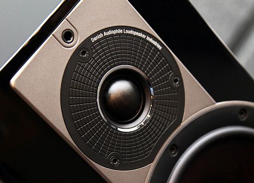 Беспроводные акустические системы DALI Rubicon 2C