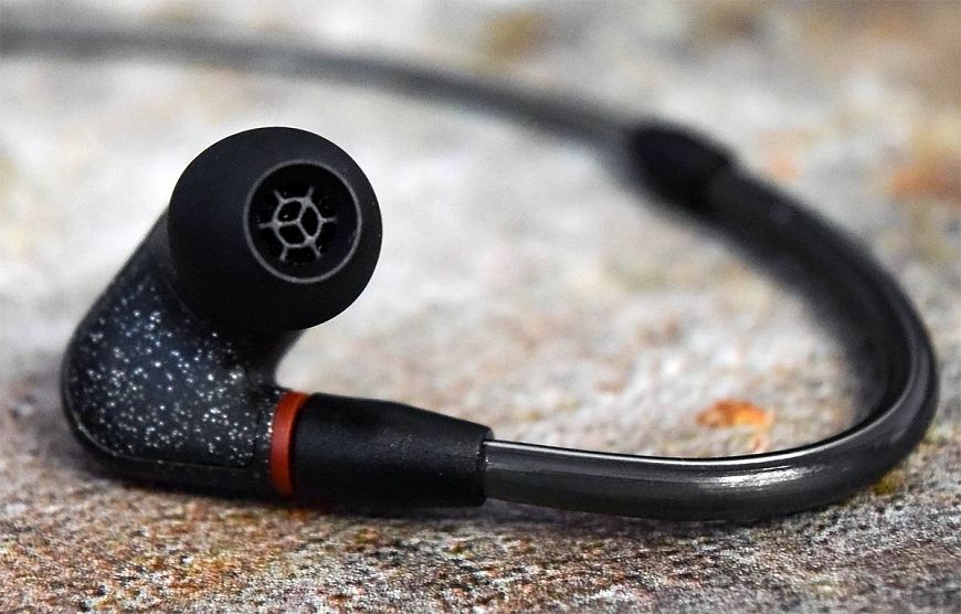 Проводные внутриканальные наушники Sennheiser IE 300