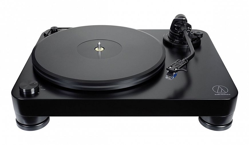 4. Audio Technica AT-LP7