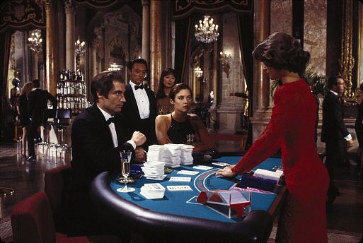 4. «Лицензия на убийство» / Licence to Kill (1989)
