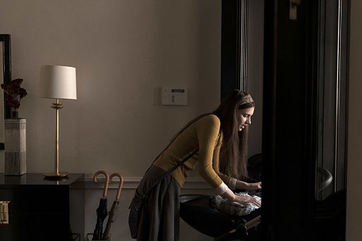 Дом с прислугой / Servant (2019)