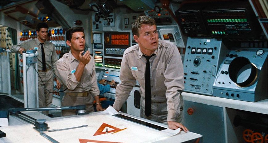 Путешествие на дно моря / Voyage to the Bottom of the Sea (1961)