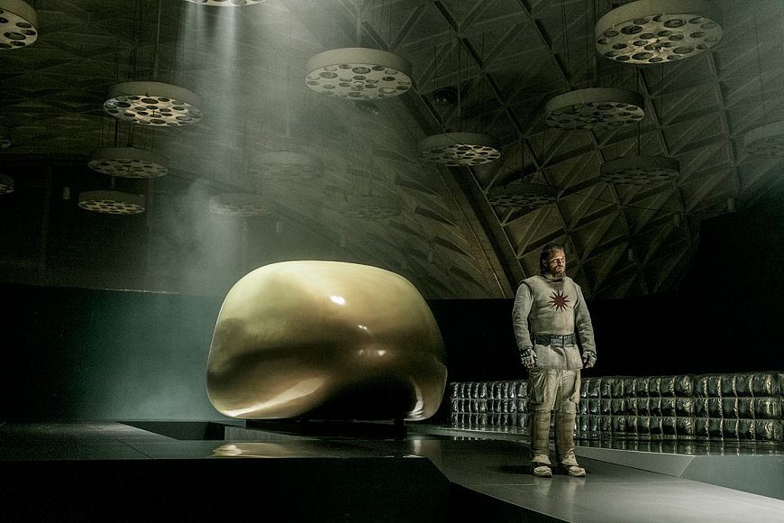 Воспитанные волками / Raised by Wolves