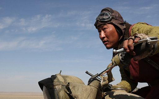 «Хороший, плохой, долбанутый» / Joheunnom nappeunnom isanghannom (2008)