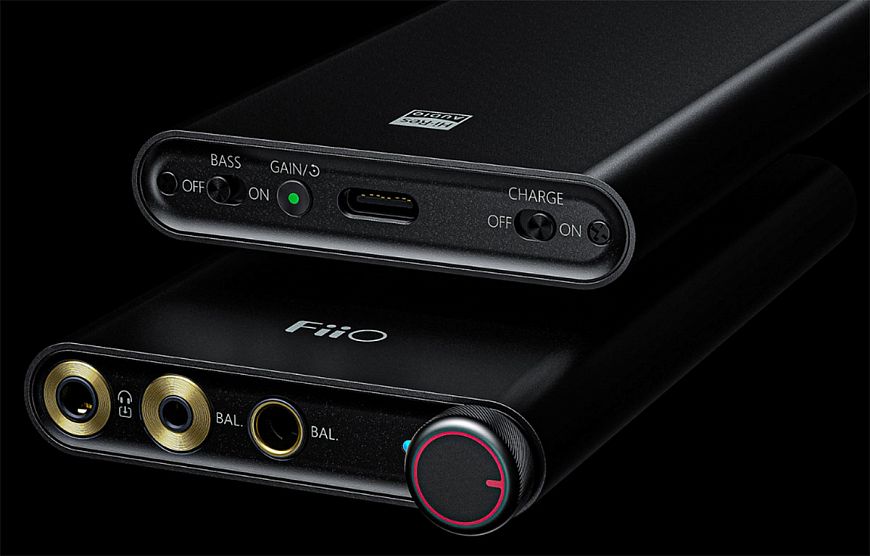 FiiO Q3 — портативный ЦАП-усилитель для наушников на базе THX AAA