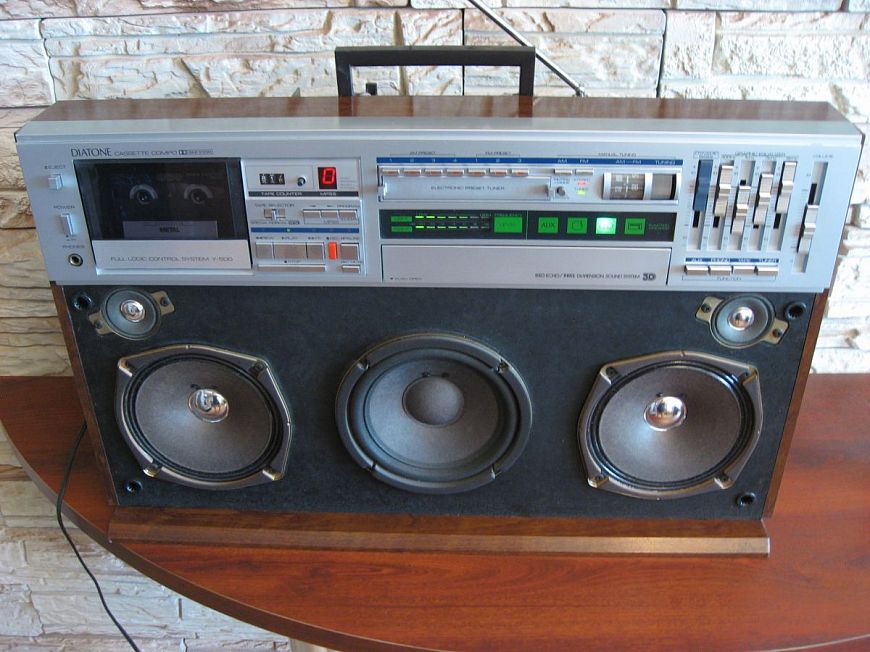 12 редких японских бумбоксов