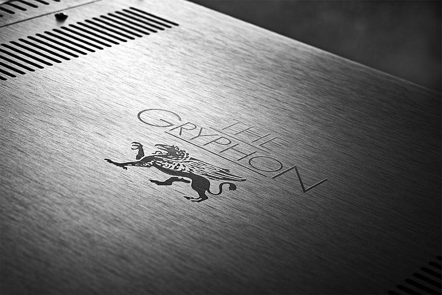 Gryphon Essence Stereo и Essence Preamplifier