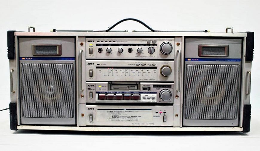 50 лучших винтажных кассетных магнитол