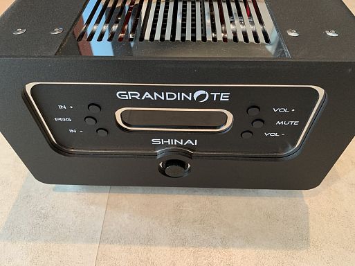 Интегральный усилитель Grandinote Shinai