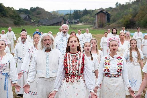 5. Солнцестояние / Midsommar (2019)
