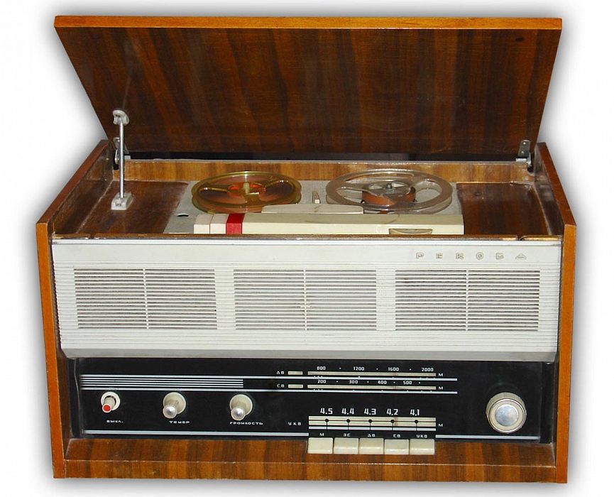 7 советских катушечных магнитол