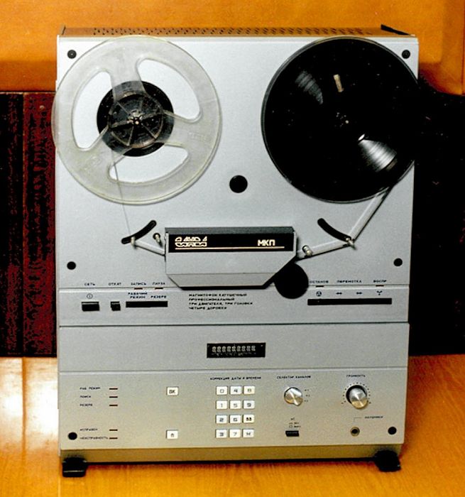 7 постсоветских катушечных магнитофонов