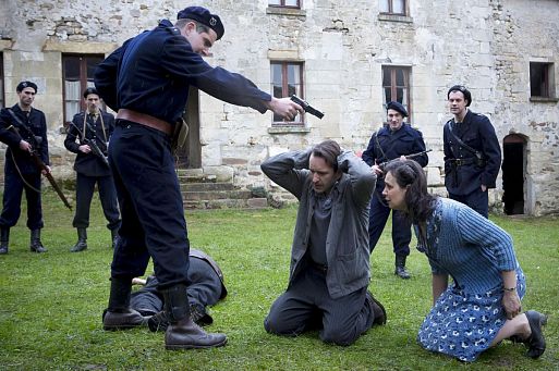 10 лучших французских сериалов